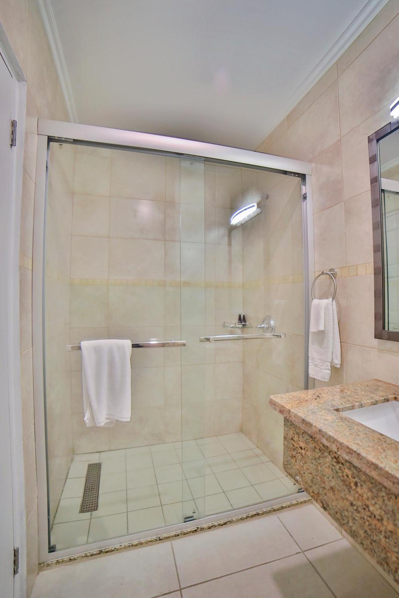 Pearl Aruba Condos Палм Бич Номер фото